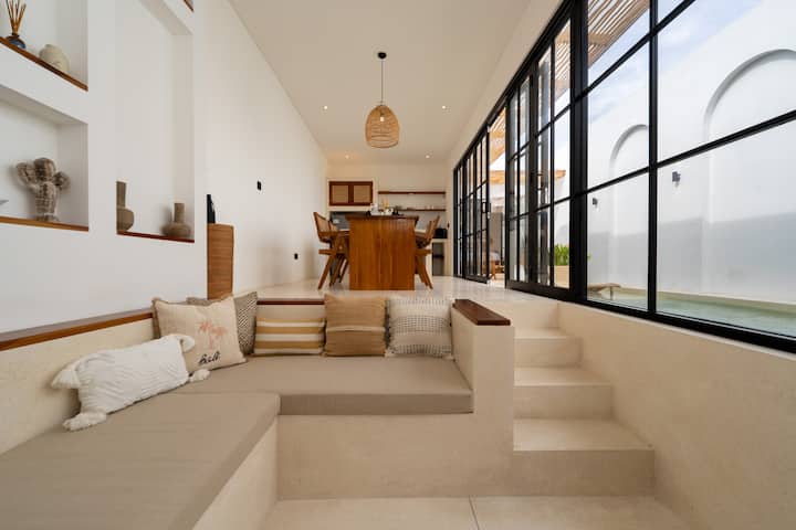 Quiet Ambient Enclosed 2br Near Seminyak - 水明漾