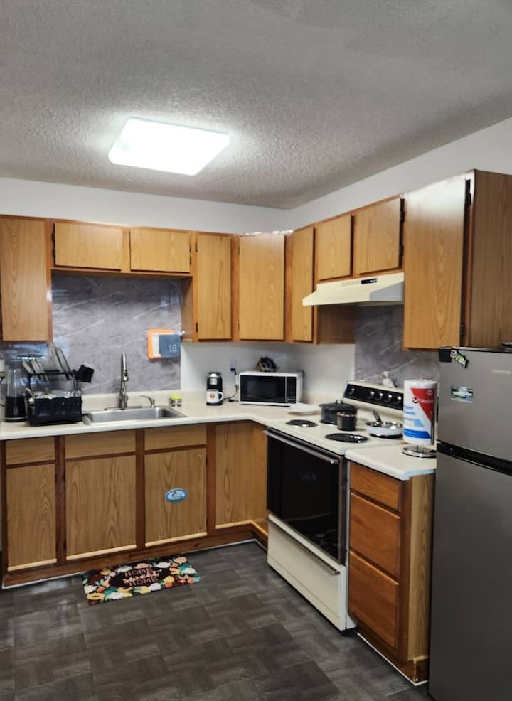 Cozy Private. Near Beaches • Quiet & Safe Area - Palm Bay, FL