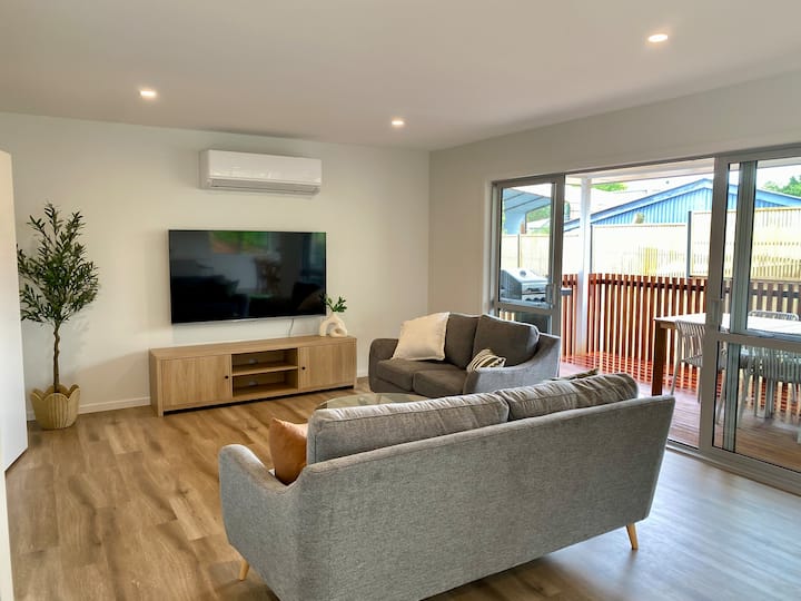 Modern Rotorua Haven - Rotorua