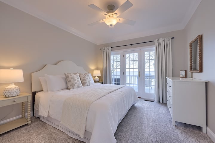 King bedroom 2, Private Glass Door Access to Patio & Bay Views