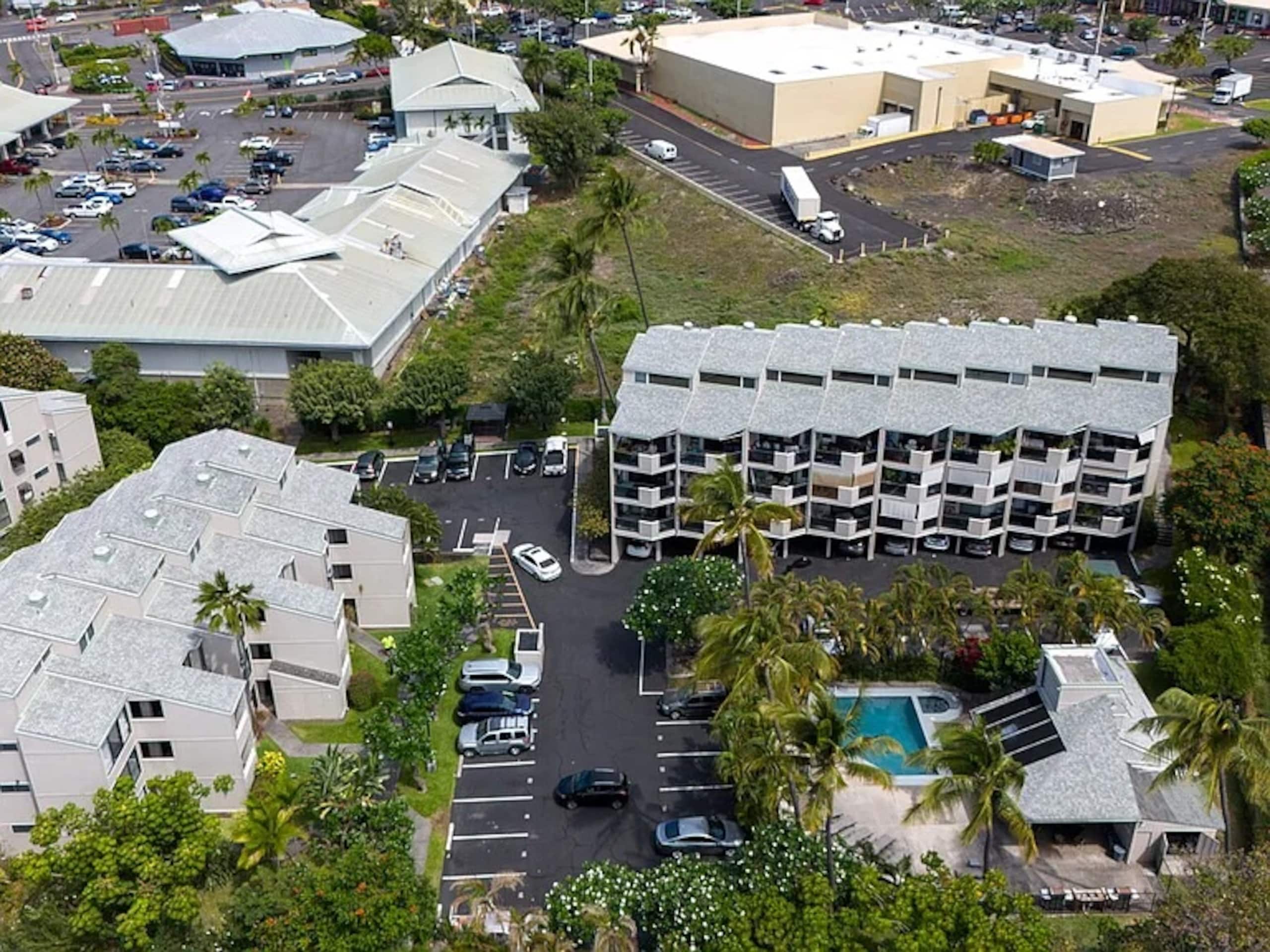 Kona Retreat • Ocean View, Pool & Walk to Beach - Photo 23