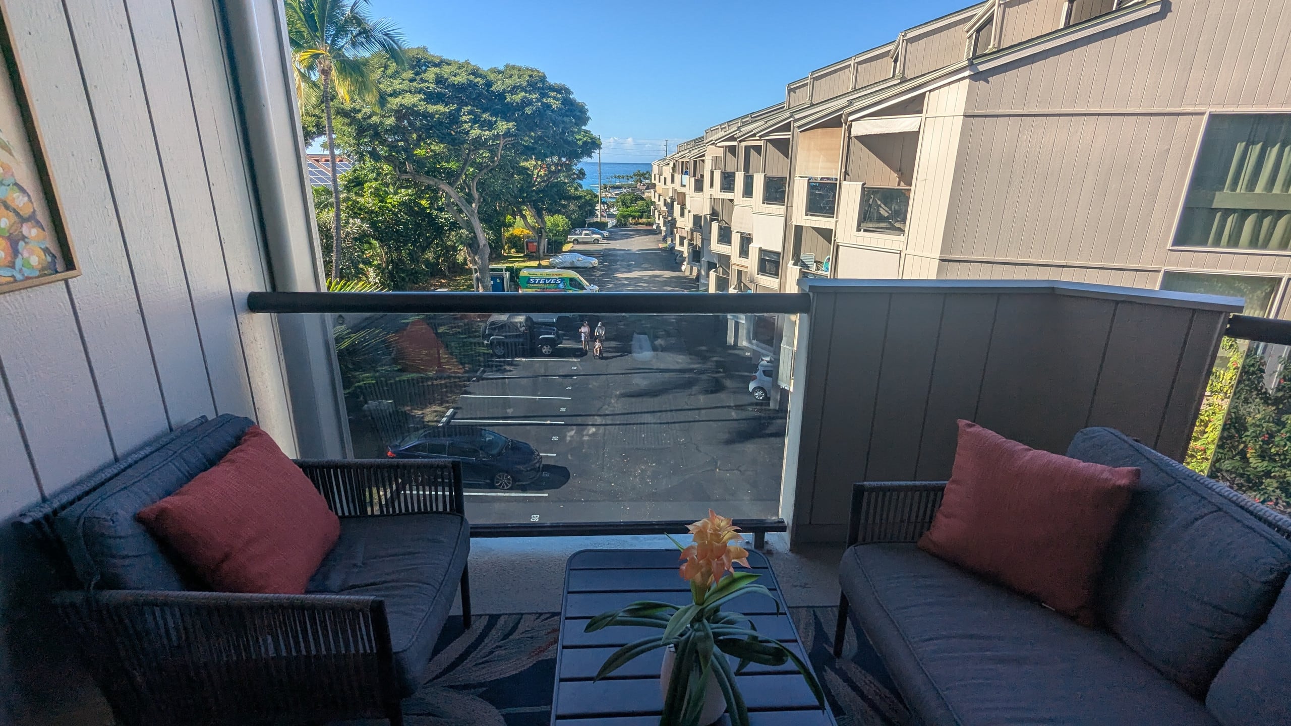 Kona Retreat • Ocean View, Pool & Walk to Beach - Photo 17