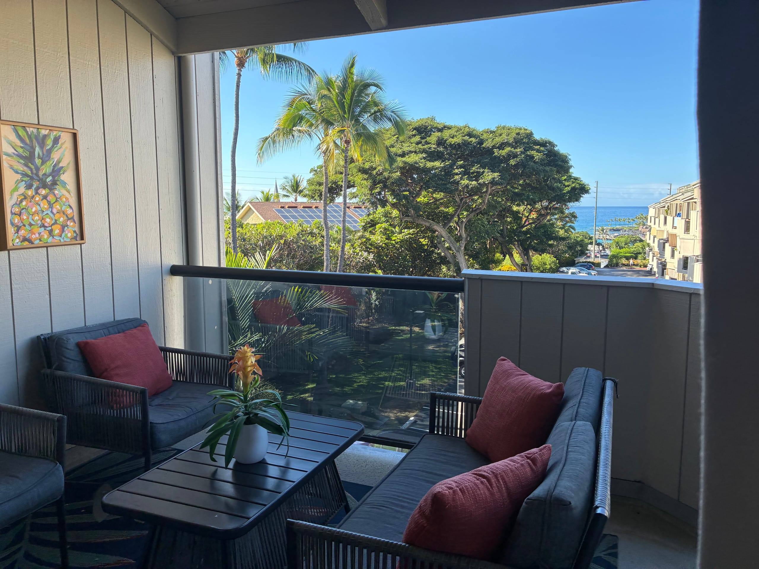 Kona Retreat • Ocean View, Pool & Walk to Beach - Photo 15