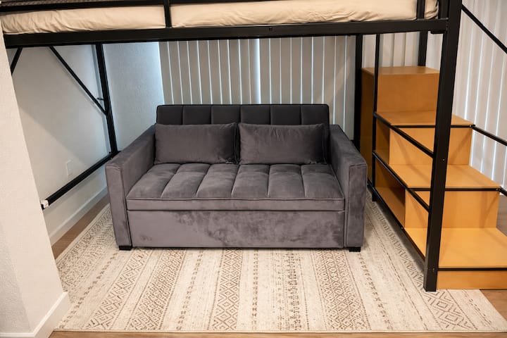 Bishop Arts Loft | 5 Star Unit + Early Check In - Bishop Arts District - Dallas