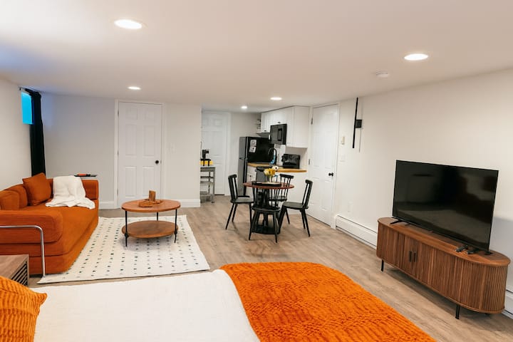 7 Minutes From The Train, Studio With W/d - Sleepy Hollow, NY