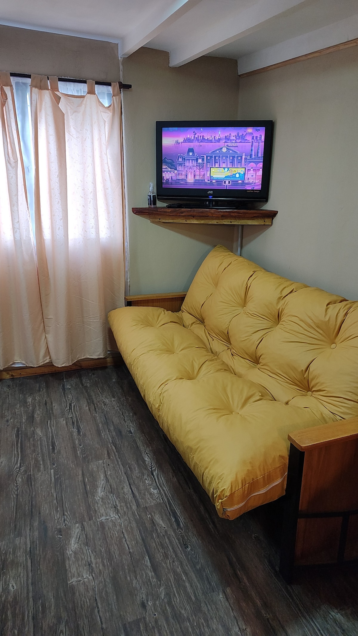 Top Airbnb: Ideal studio apartment for home office and vacations. in El Calafate
