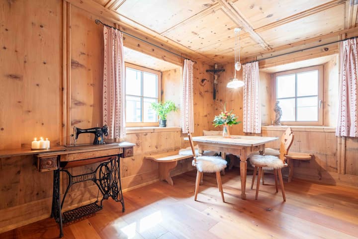 [Haus Bruno] – Historisches Juwel Am Stilfserjoch - Sulden