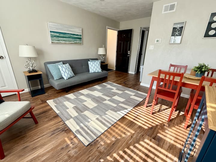 Beach Condo: 1 Block From Beach With Free Parking - Virginia Beach