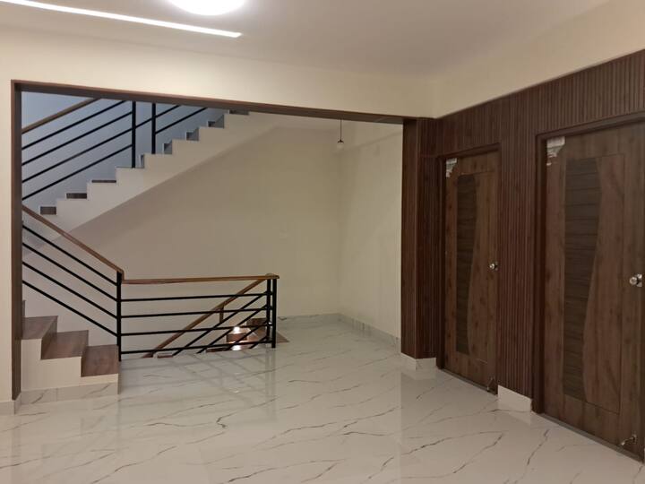 Living room 2 image 1