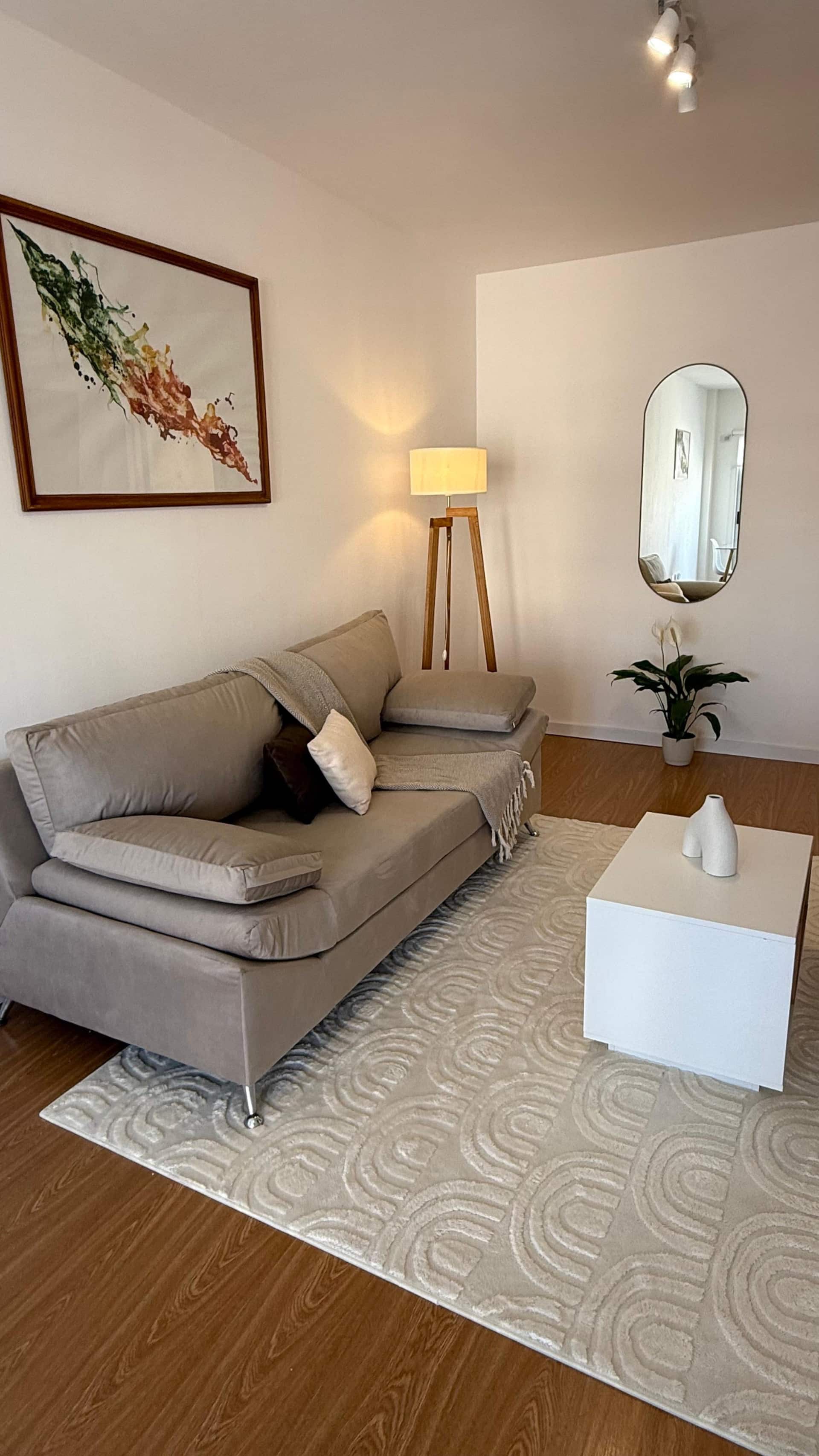 Modern and bright apartment steps from Palermo