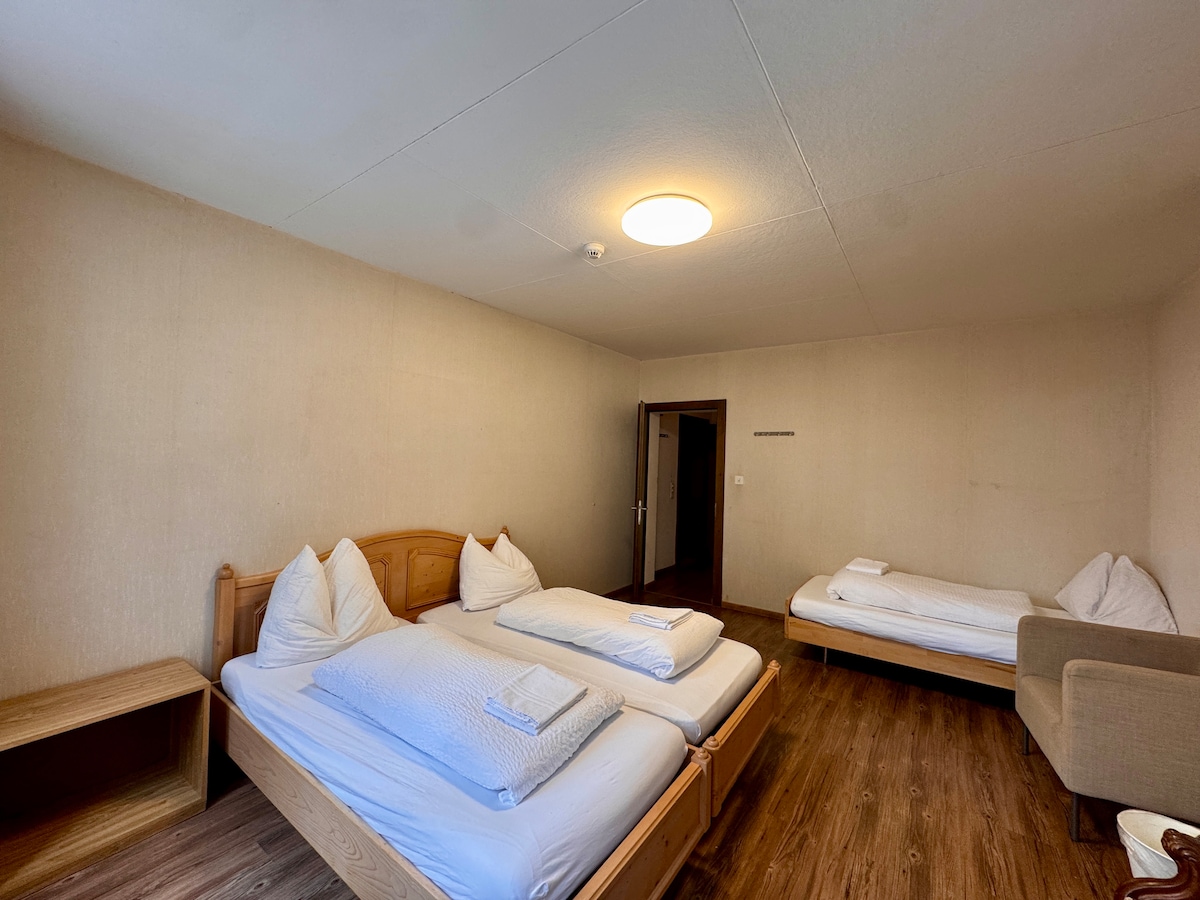 غرفة النوم 2