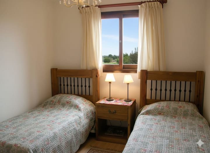 غرفة النوم 2