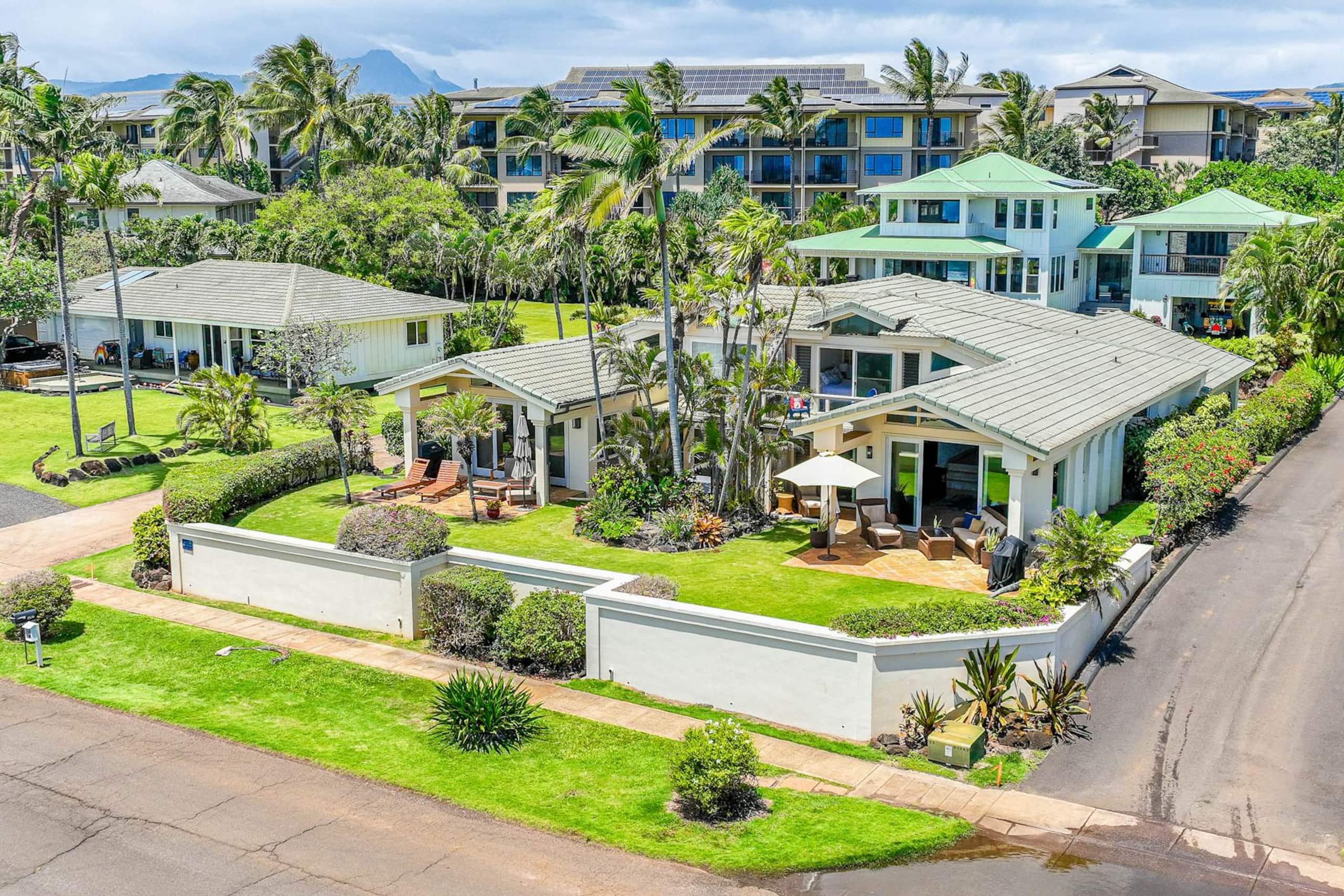 Home in Koloa · ★4.43 · 3 bedrooms · 4 beds · 3 private baths - Image 37