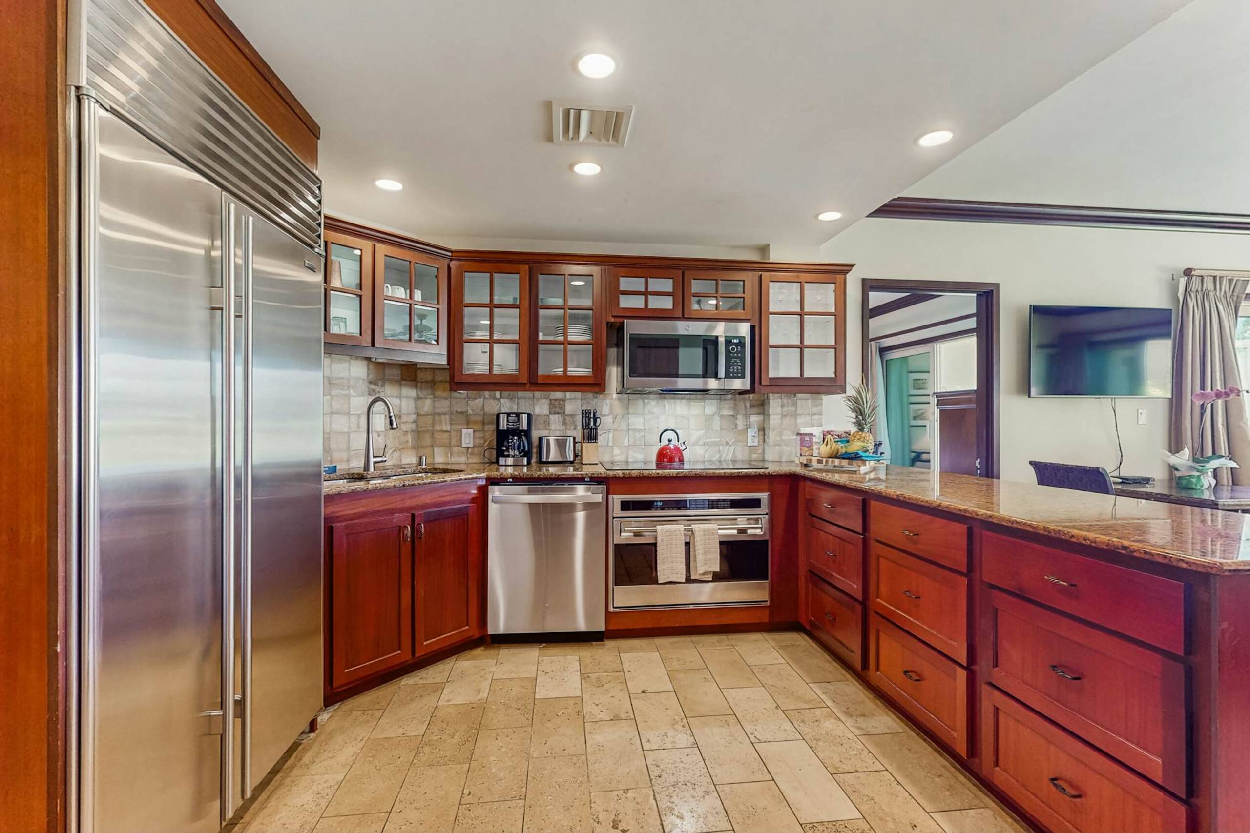 Condo in Kapaa · ★4.38 · 2 bedrooms · 3 beds · 3 private baths - Photo 13