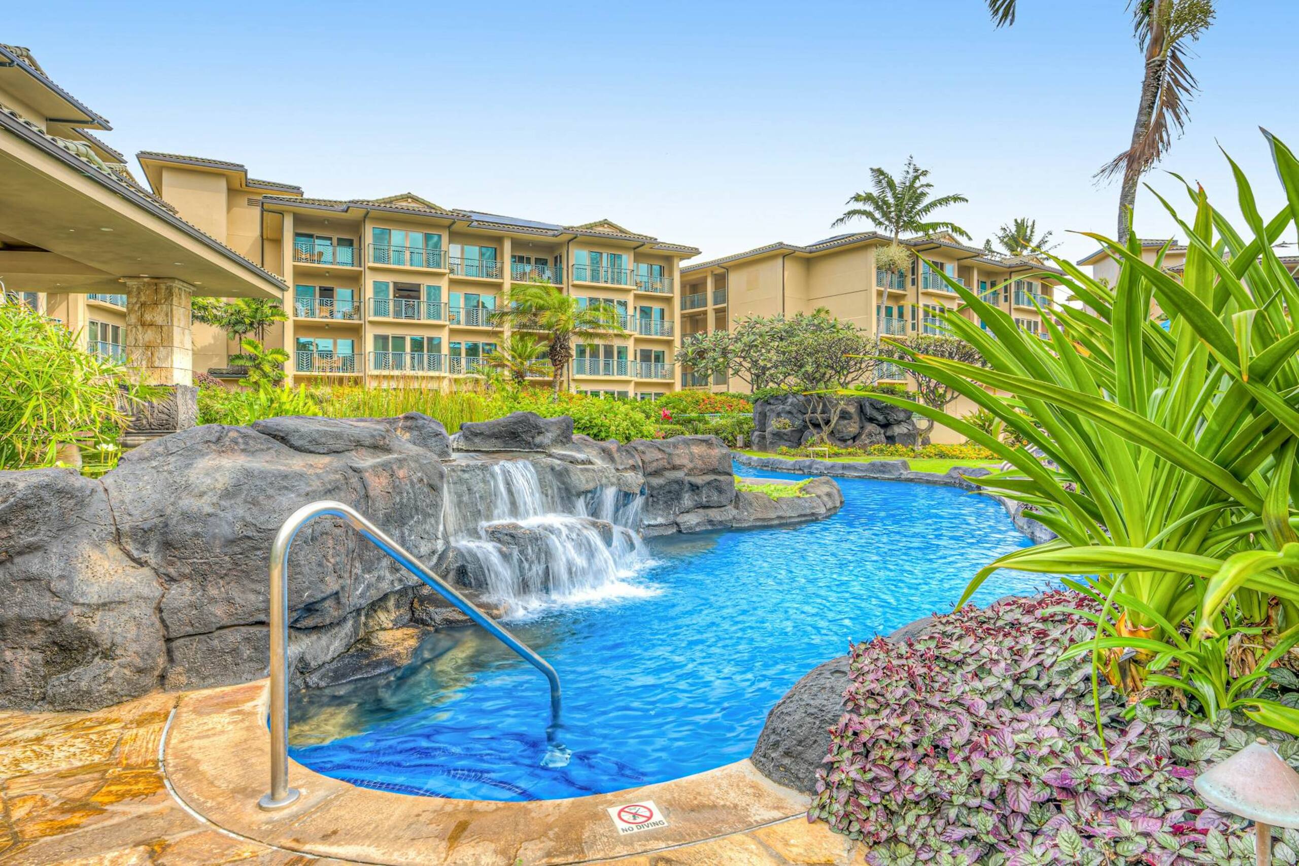 Condo in Kapaa · ★4.38 · 2 bedrooms · 3 beds · 3 private baths - Photo 28