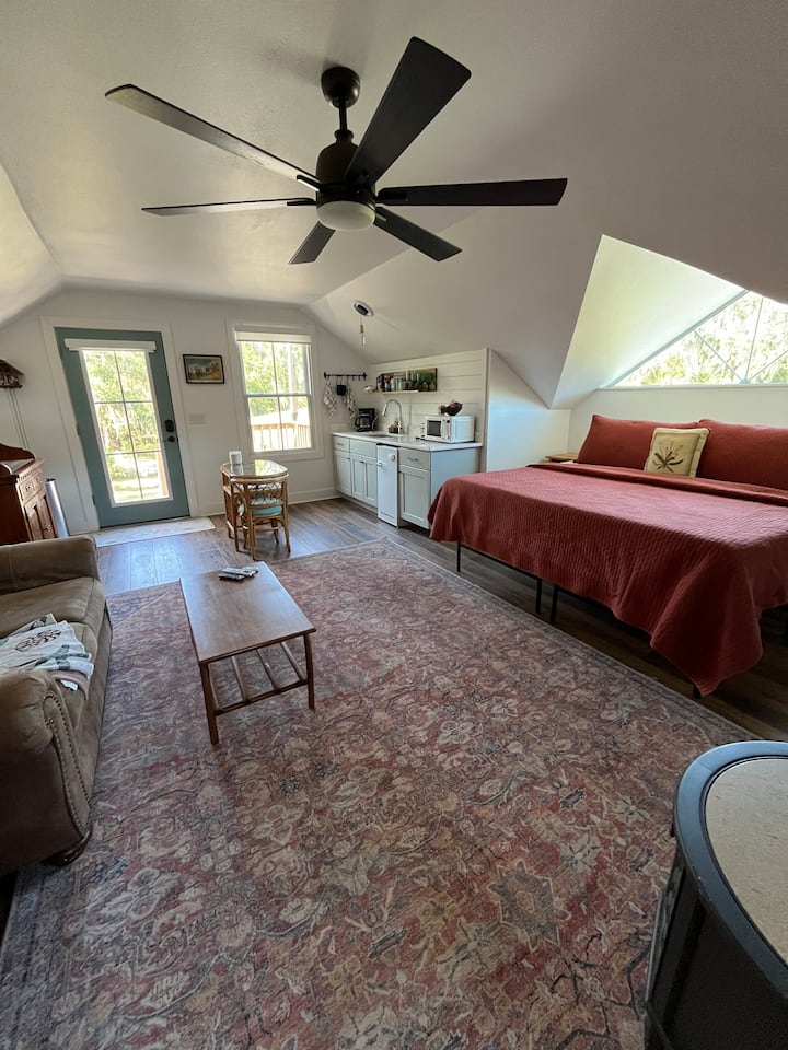 Loft In The Oaks - Melbourne, FL
