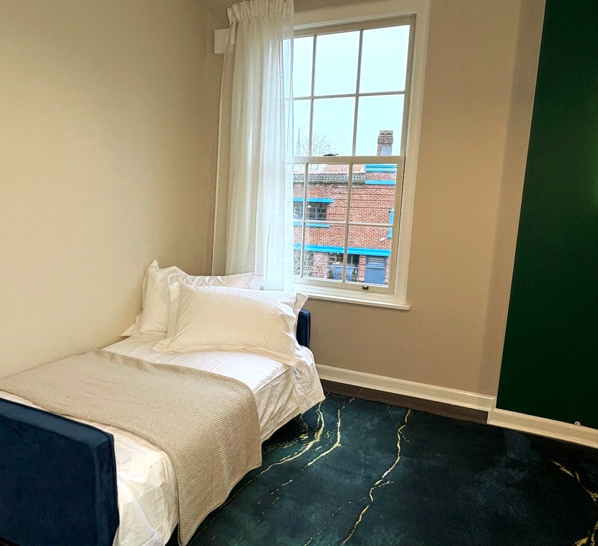 Boutique Retreat
