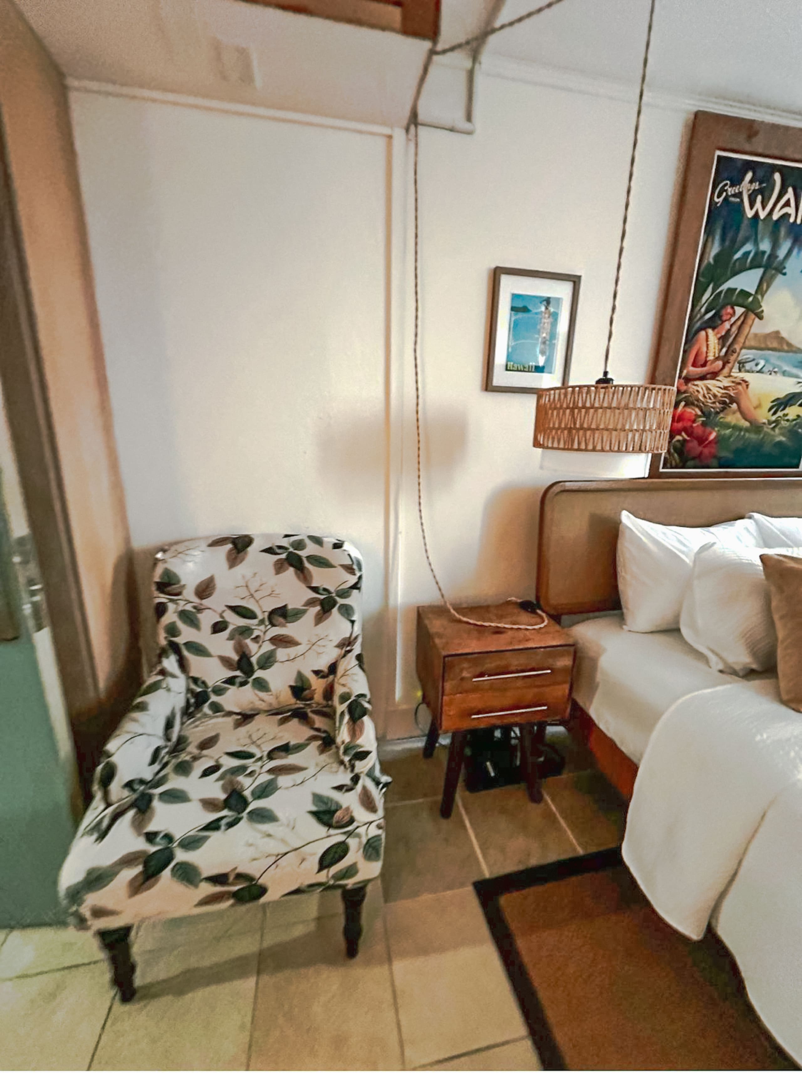 Paradise Beachwalk Studio in Waikiki - Image 18