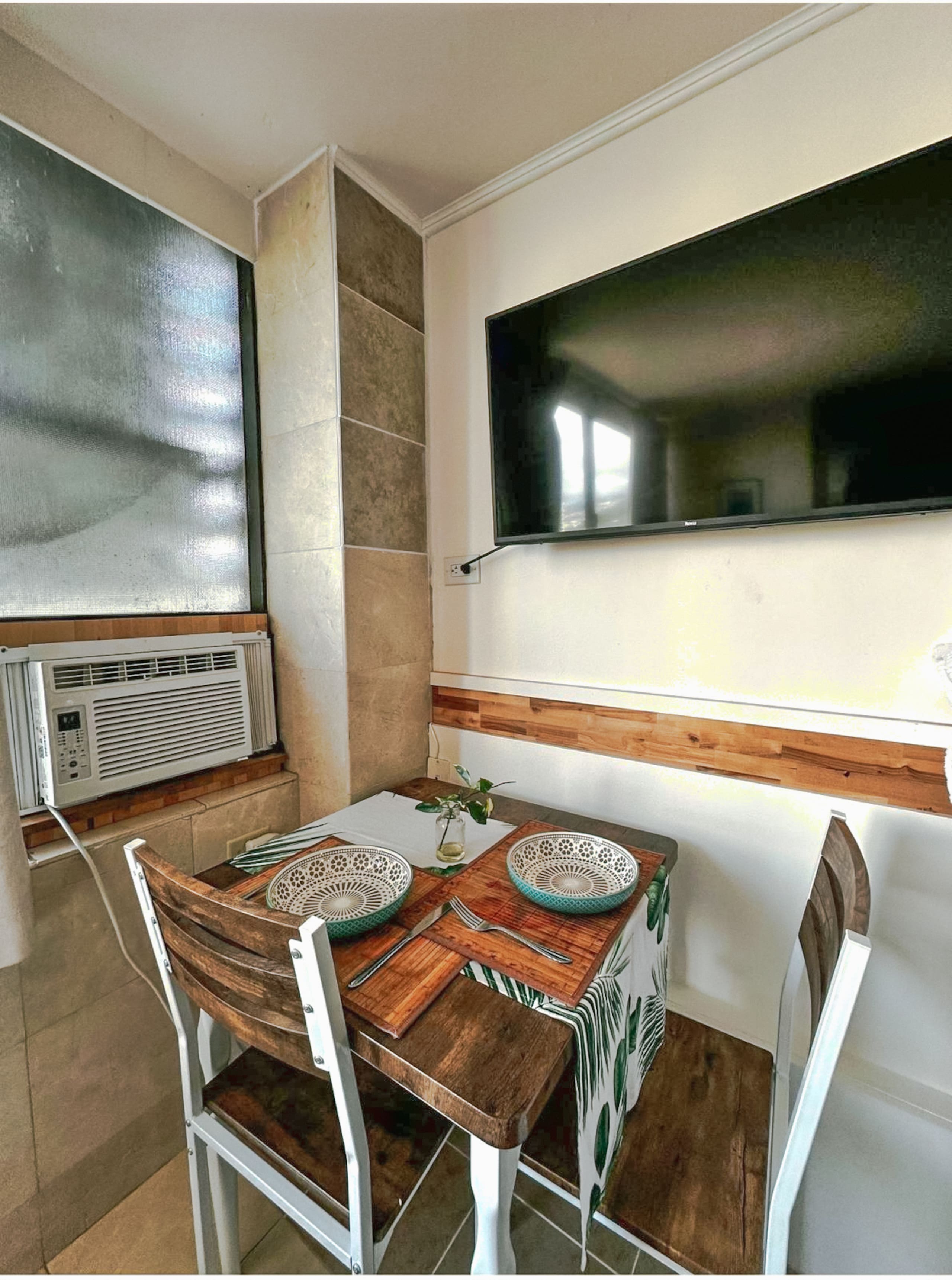Paradise Beachwalk Studio in Waikiki - Image 16