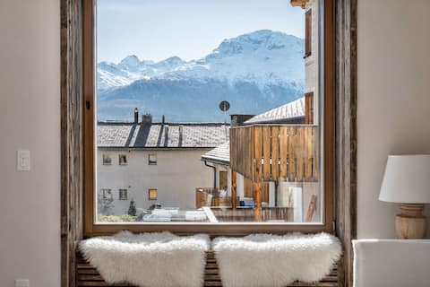 3 bedrooms Old Barn in the center of Samedan