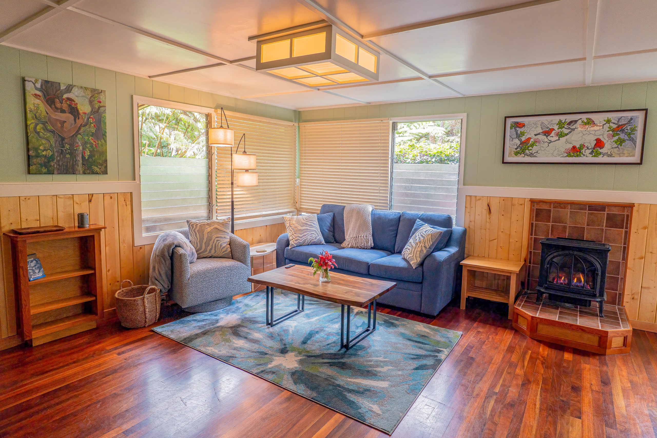Home in Volcano · ★4.98 · 2 bedrooms · 4 beds · 1 private bath - Image 4