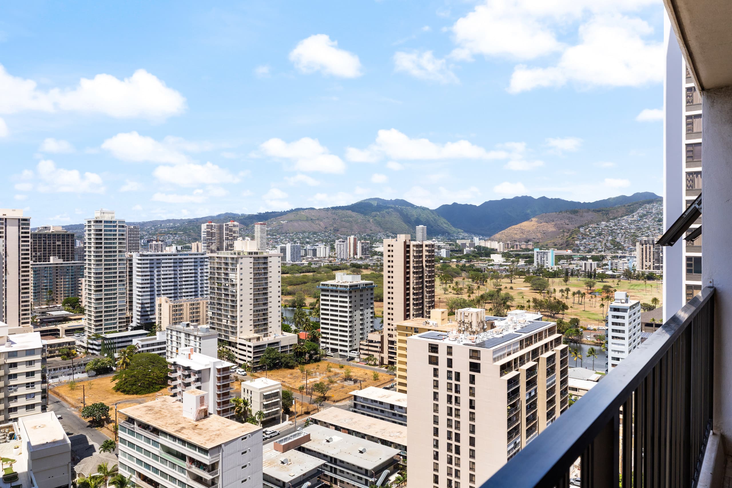 Hotel in Honolulu · ★4.75 · 1 bedroom · 3 beds · 1 private bath - Image 19