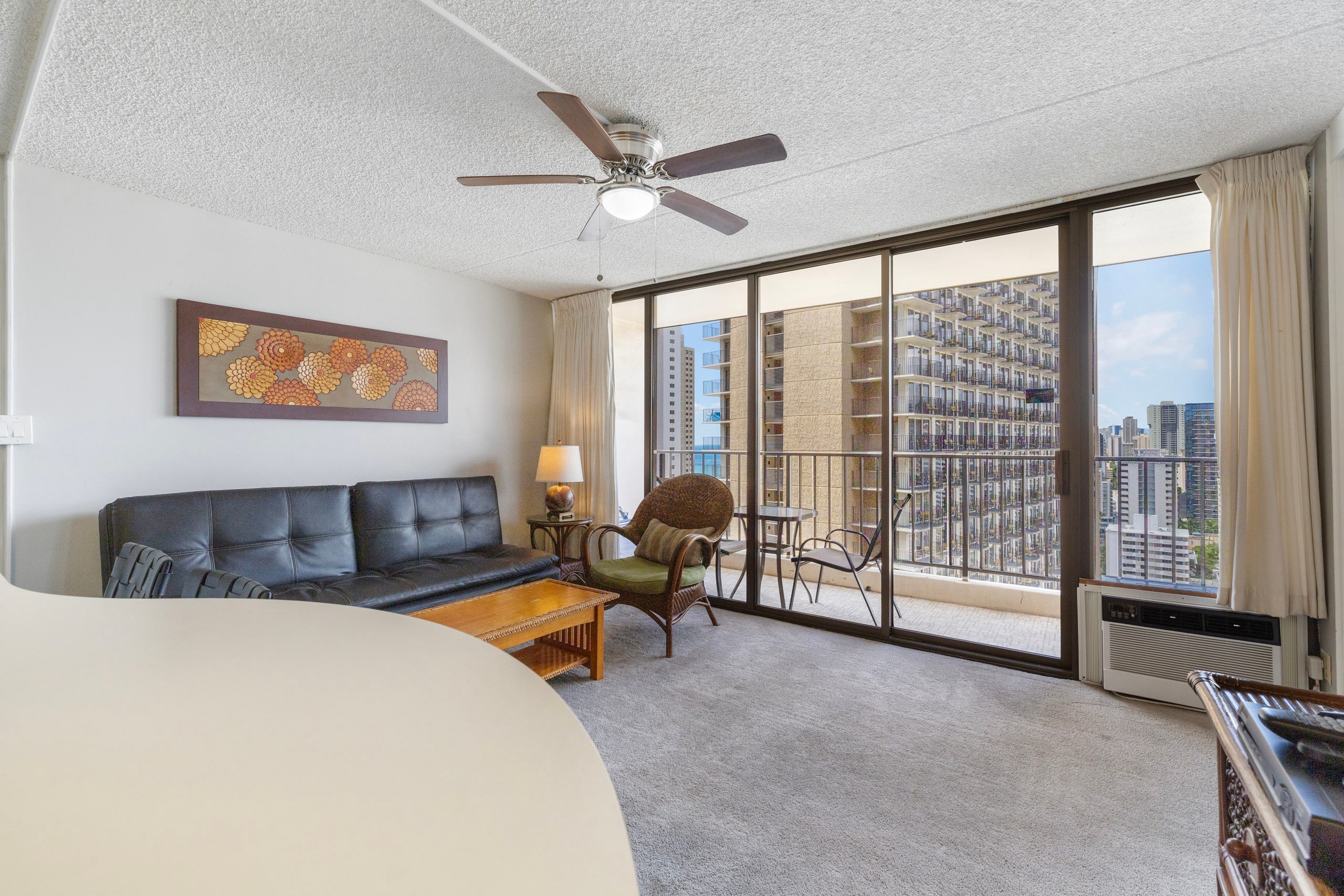 Hotel in Honolulu · ★4.75 · 1 bedroom · 3 beds · 1 private bath - Image 9