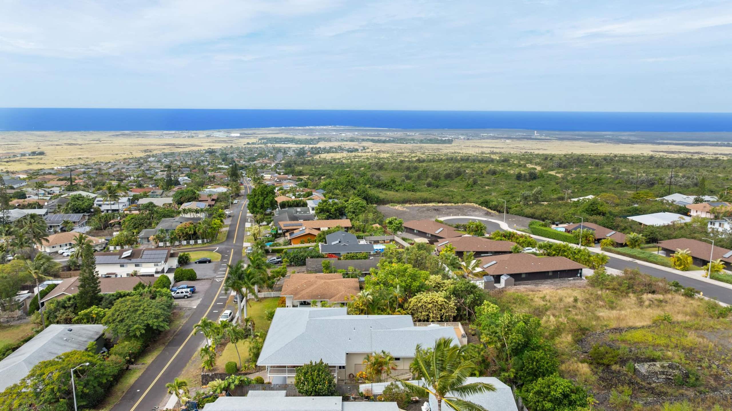 Home in Kailua-Kona · ★4.97 · 3 bedrooms · 4 beds · 2.5 baths - Image 40