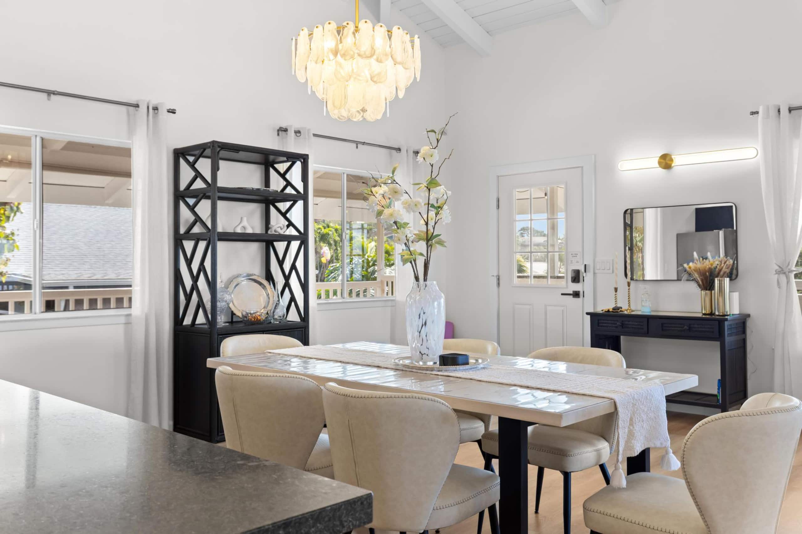 Home in Kailua-Kona · ★4.97 · 3 bedrooms · 4 beds · 2.5 baths - Image 11