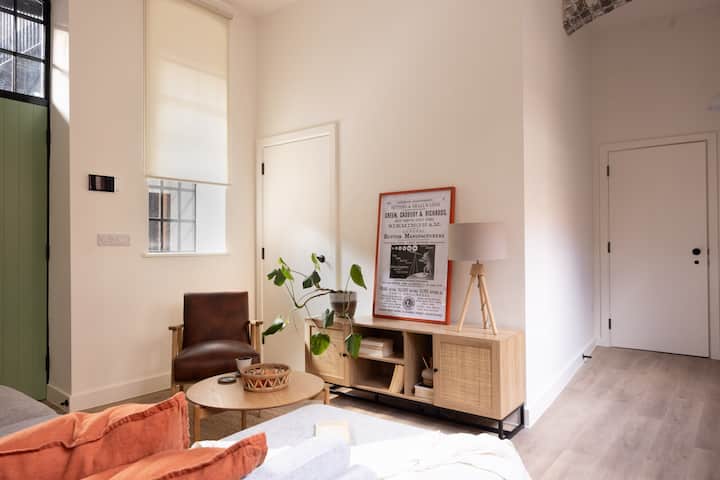 20% Off Stylish 1-bed | Business | Relocations |Jq - Birmingham