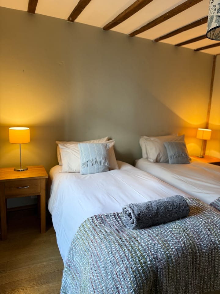 საძინებელი 3