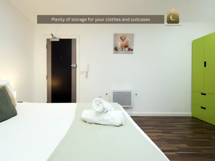 Centralhub2 1bd Studio | Contractor & Travelers - Cardiff