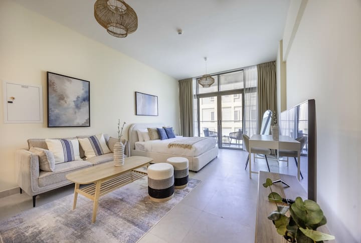 Vibrant Studio Saadiyat Island Perfect For F1 - 