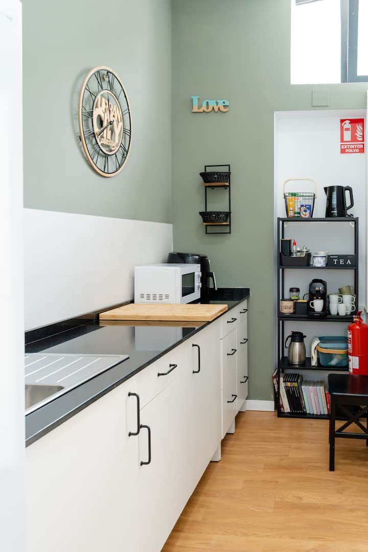 Hostel Time Life En Nerja Costa Del Sol Malaga - Nerja