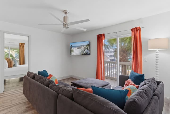 Be A Nomad | 3br Steps To Jax Beach Sleeps 6 - Jacksonville Beach, FL