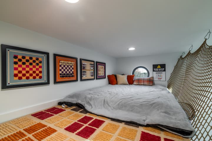 Full size floor futon that can accommodate two