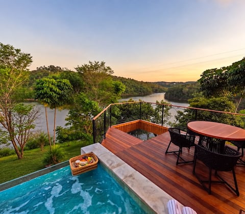 Top-earning Airbnb listing in Areia, 1 bedroom