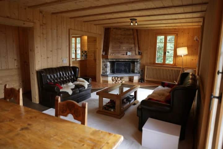 Chalet Rénové Proche De Crans Montana - Crans-Montana