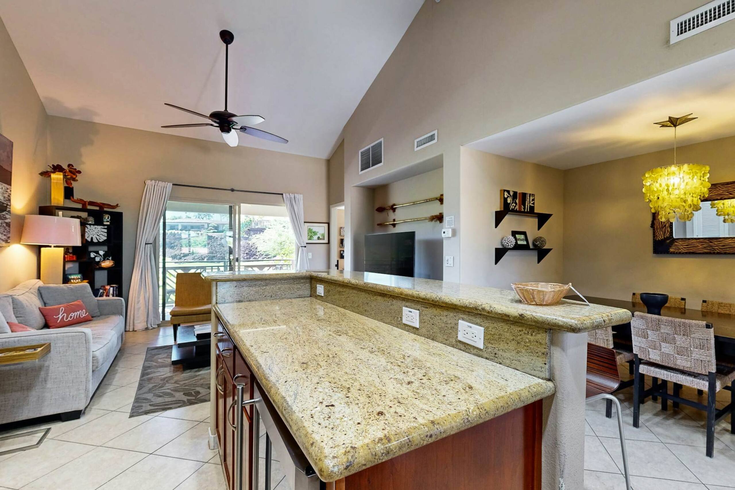 Condo in Waimea · ★4.43 · 3 bedrooms · 4 beds · 2 private baths - Image 9