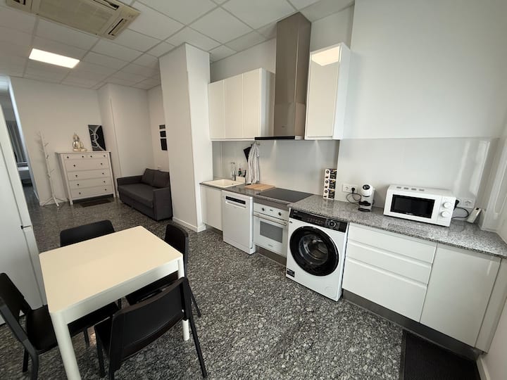 Acogedor Piso Cerca De Roig Arena - Valencia