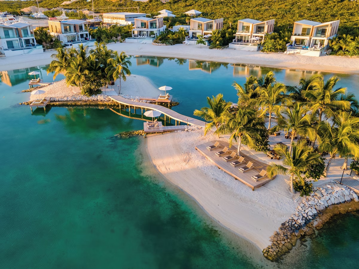 Sea-View Haven Ideal for Stress-Free Vacations