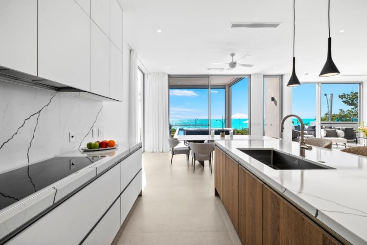 Quiet Suite Perfect for Peaceful Island Retreats