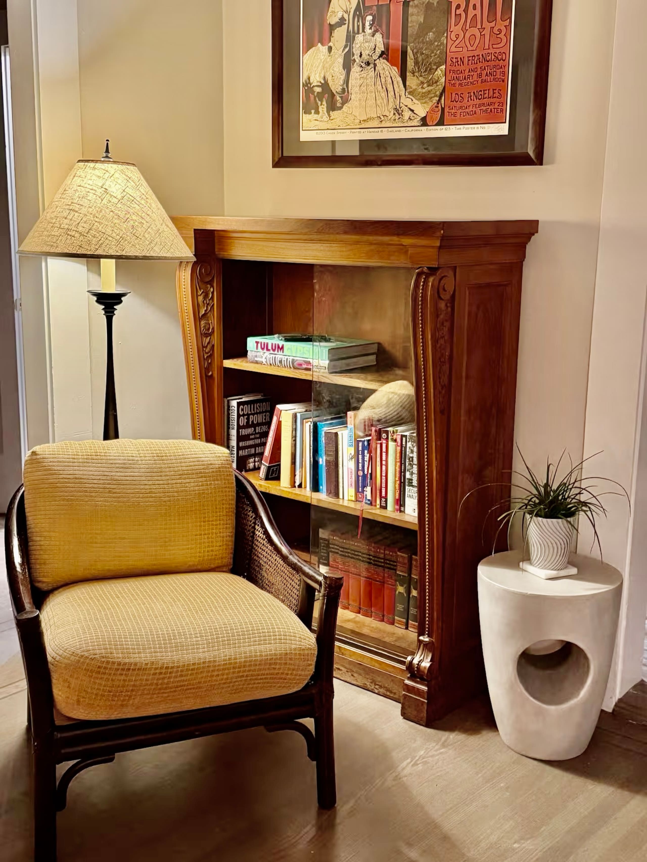 Home in San Francisco · ★4.94 · 3 bedrooms · 6 beds · 1.5 baths - Image 25