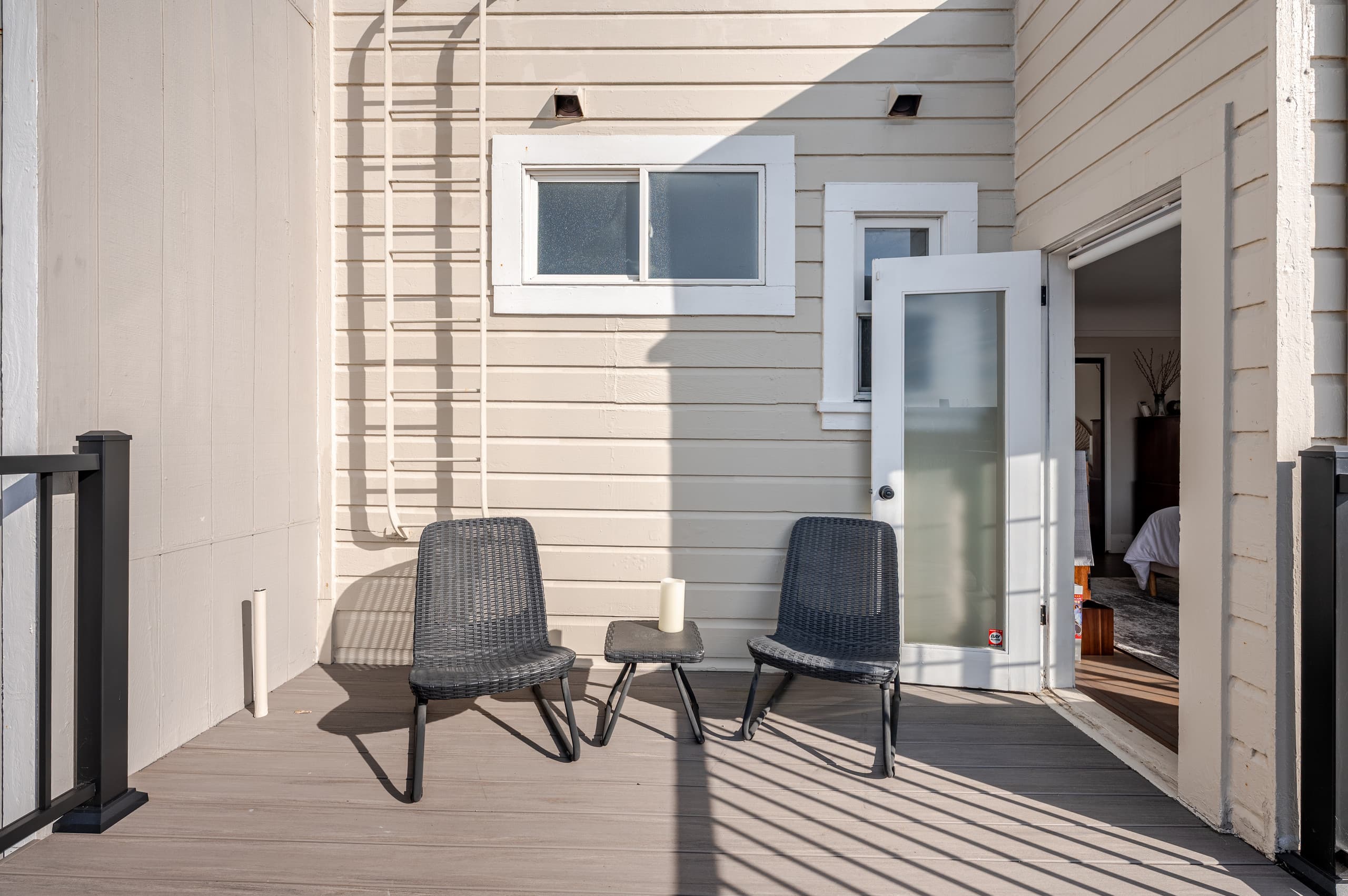 Home in San Francisco · ★4.94 · 3 bedrooms · 6 beds · 1.5 baths - Image 19