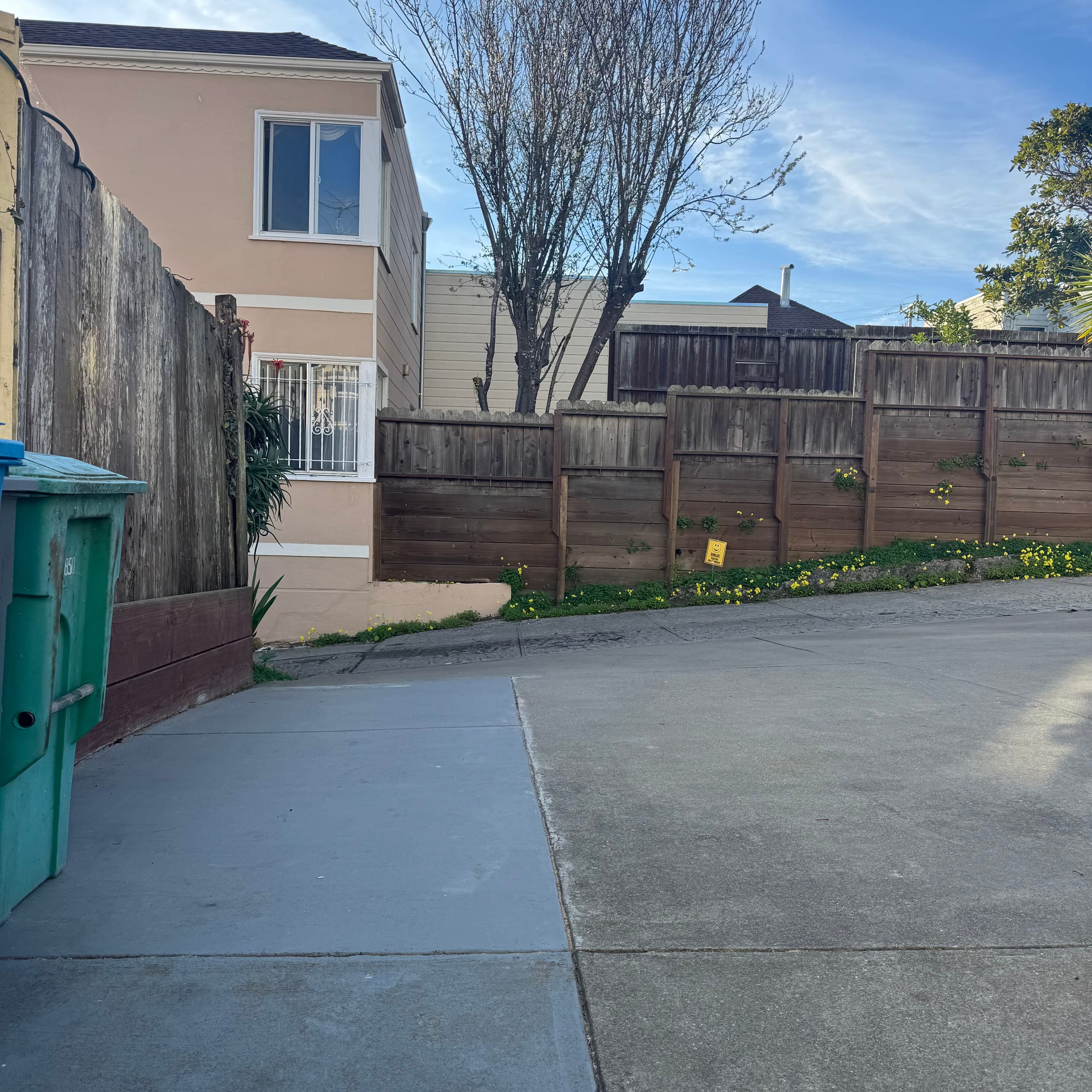 Home in San Francisco · ★4.94 · 3 bedrooms · 6 beds · 1.5 baths - Image 23