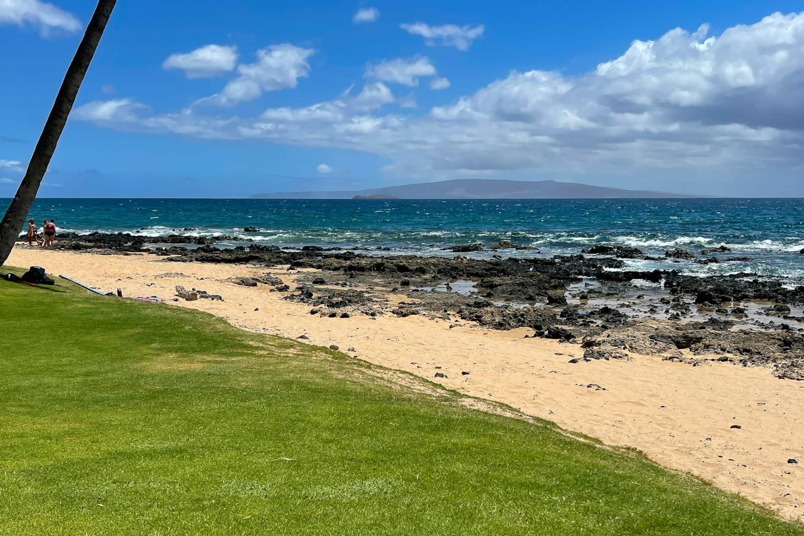 Condo in Kihei · ★4.25 · 2 bedrooms · 2 beds · 2 private baths - Image 19