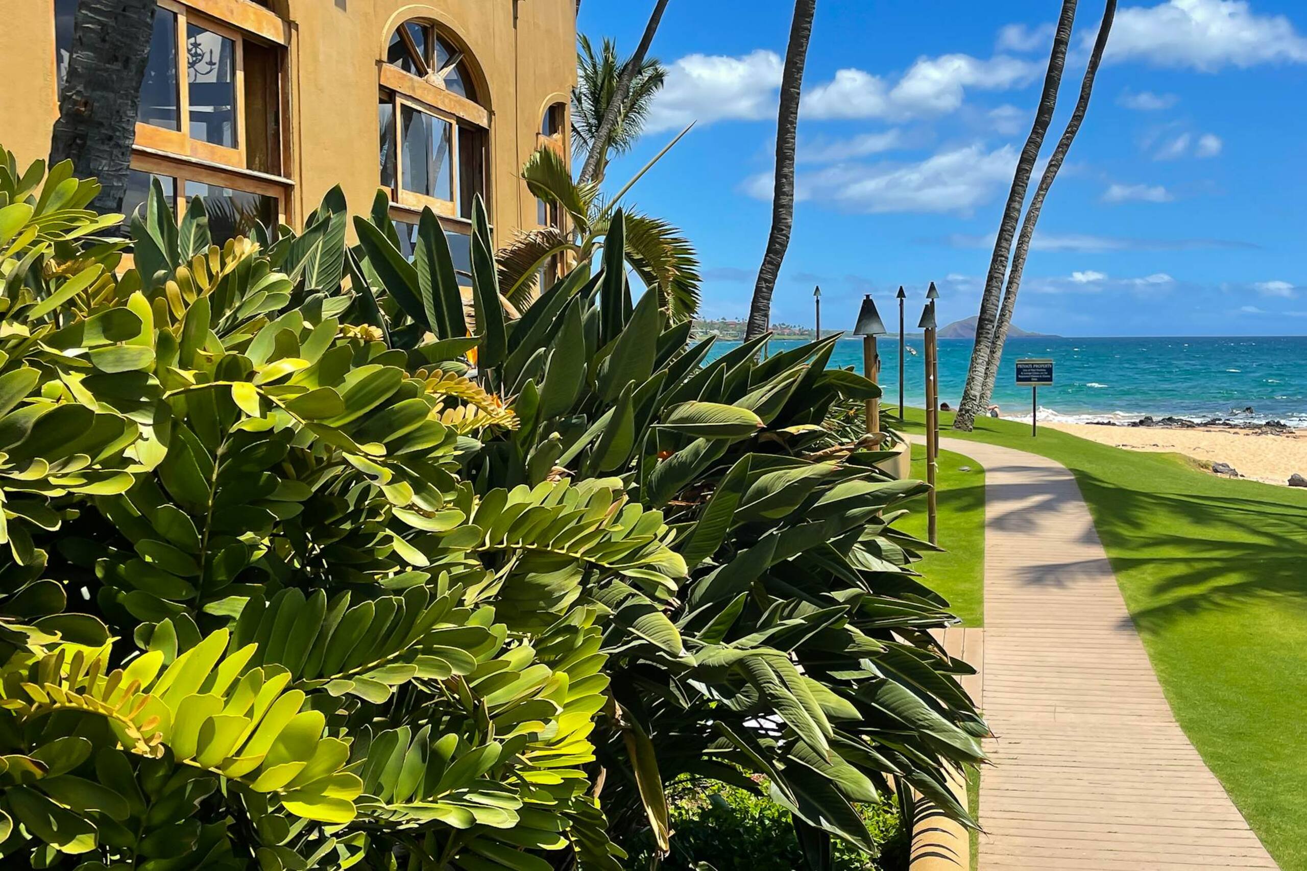 Condo in Kihei · ★4.25 · 2 bedrooms · 2 beds · 2 private baths - Image 21