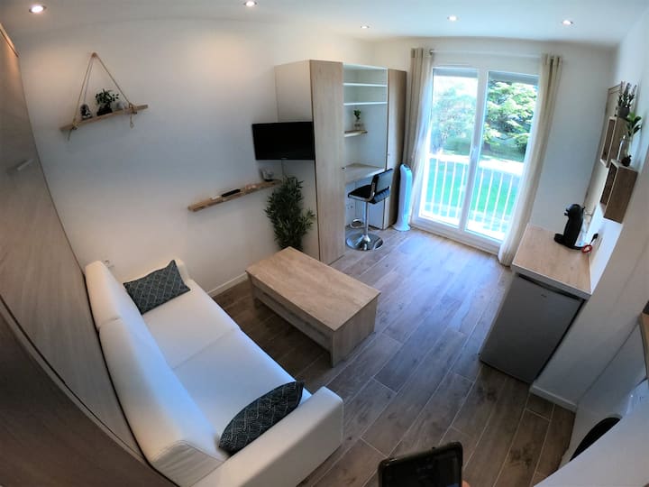 Studio Paisible Entièrement éQuipé, Plage à 10 Min - Golfe Juan