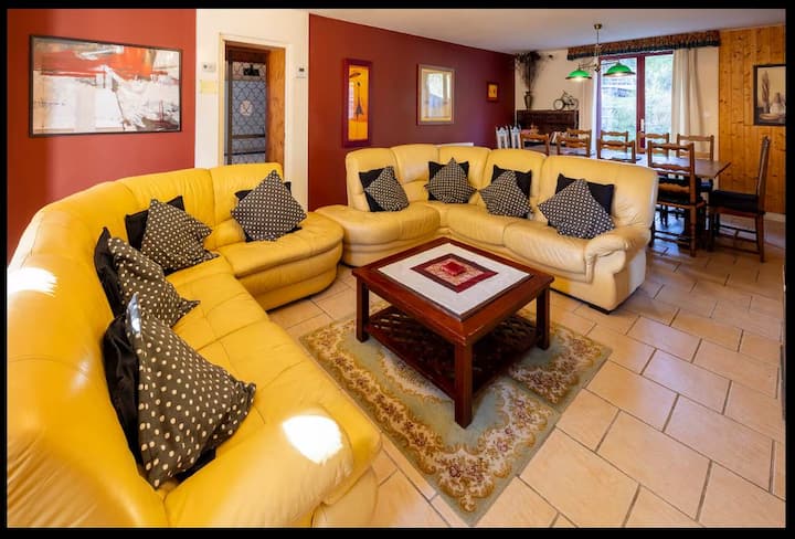 Ferme Villa, Piscine Intérieure 7 Chambres, Cinéma - Saint-Gervais-d'Auvergne