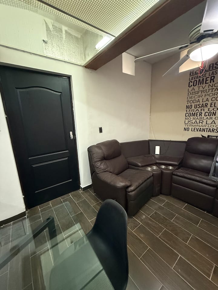 Suite La Lomita #4 Climatizada. Planta Baja - Tuxtla Gutiérrez